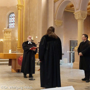 Segnung_2_Pfarrerin_Sandra_Strunz